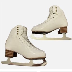 Jackson Ultima Elite 5200 Skates with MK Galaxy Blades Size 7.5